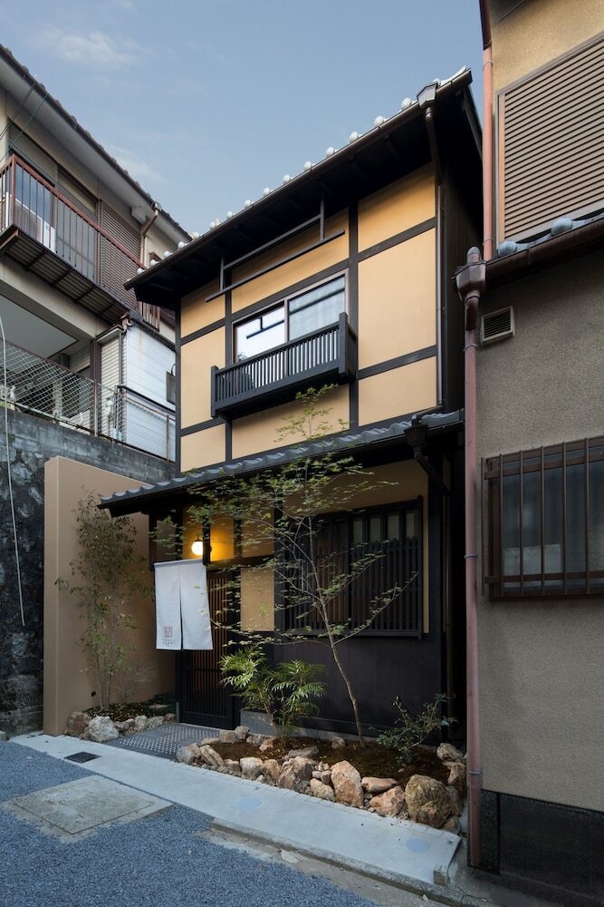 Tsumugi Kiyomizuseikanji