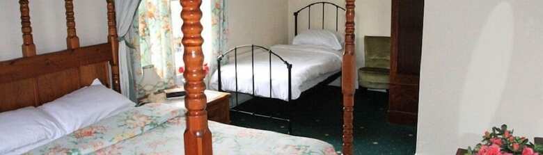 The Rose And Crown Hotel