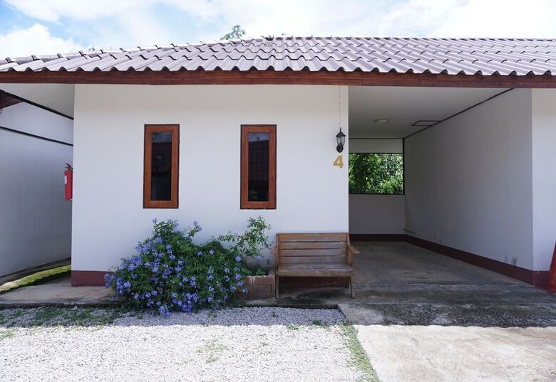 Hotel Ban Tontan Resort