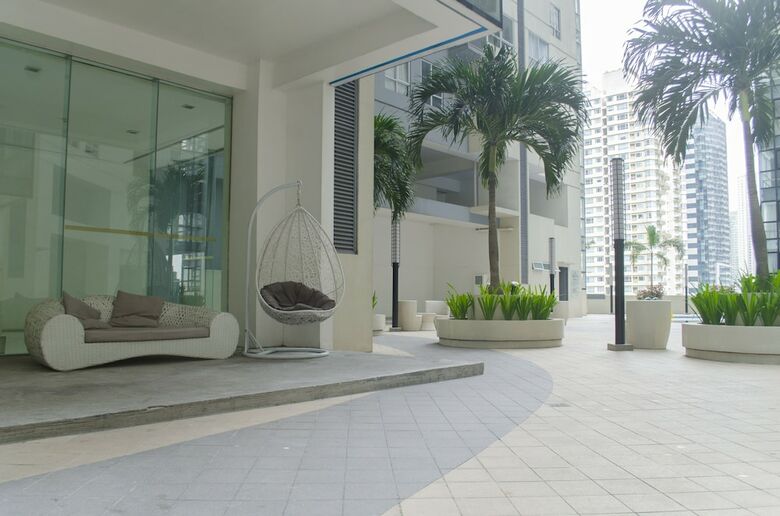 Indigo Bgc @ Fort Victoria
