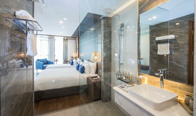 Haian Beach Hotel & Spa