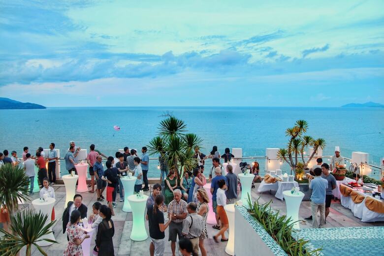 Haian Beach Hotel & Spa