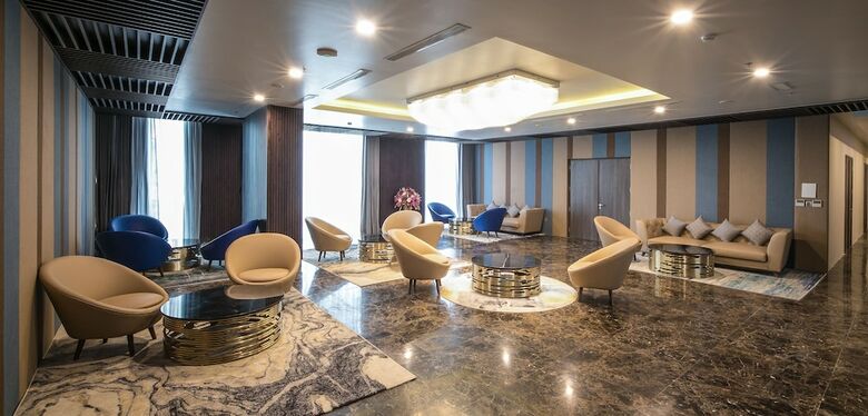 Haian Beach Hotel & Spa