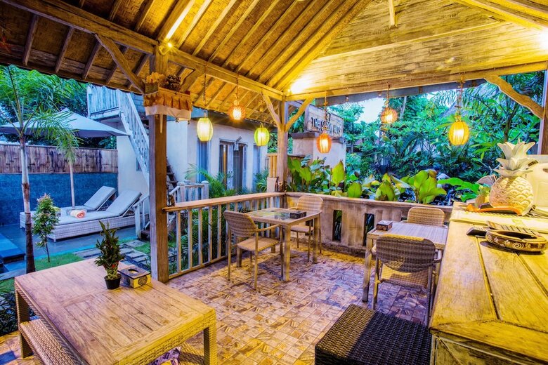 Hotel The Syron Huts Lembongan