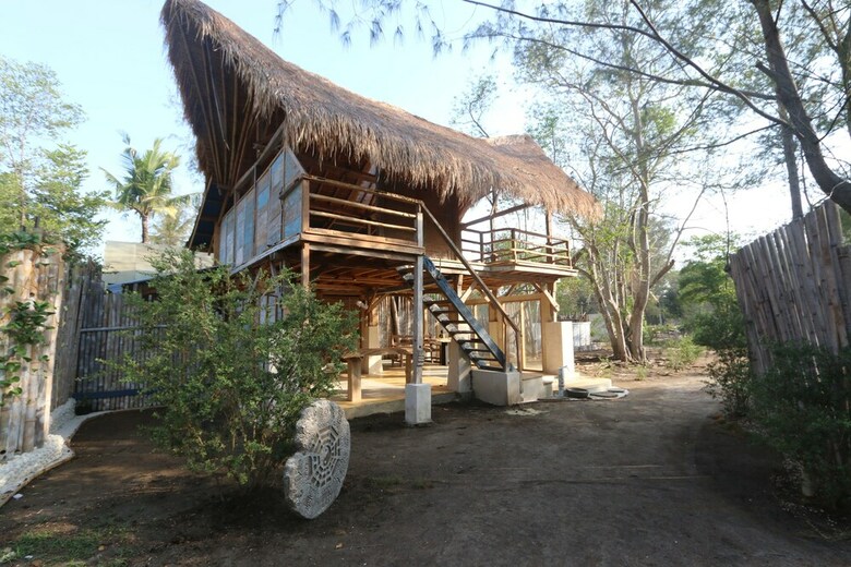 Hotel Maomeno