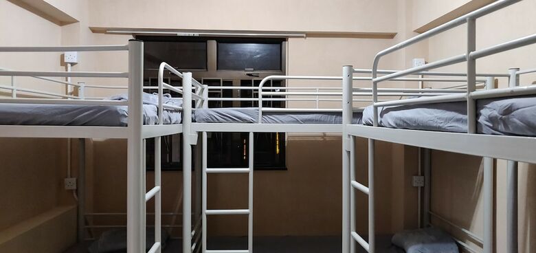 Hostal Smart Hotel - Hostel