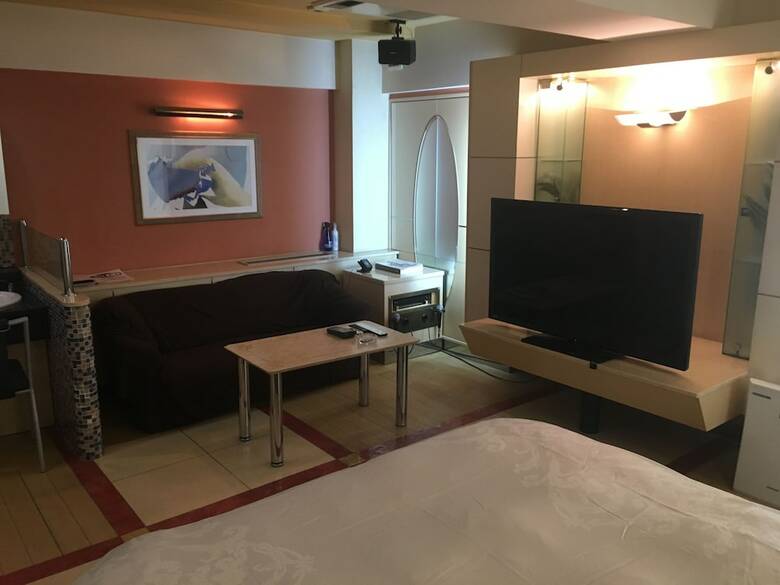 Hotel Two-way - Adults Only