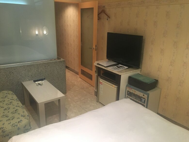 Hotel Two-way - Adults Only