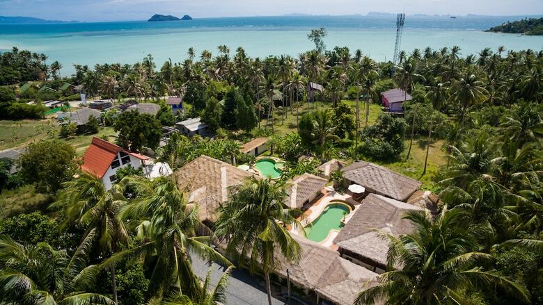 Baan Ya Kha Villa 5 Bedrooms