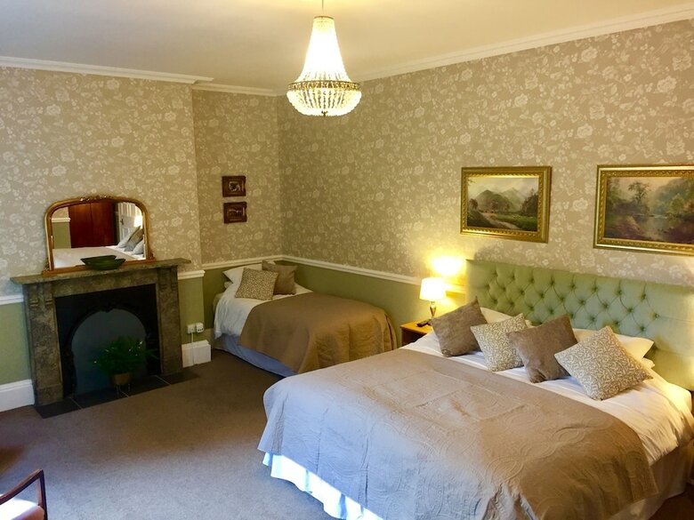 Bed & Breakfast Ashdale Guest House
