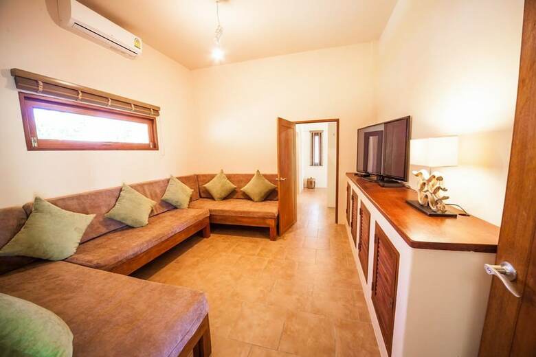 Baan Yai Villa 5 Bedrooms