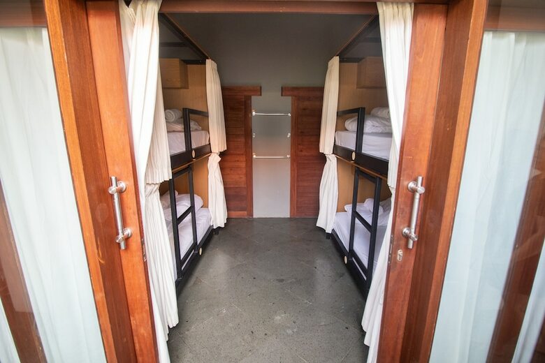 Hostal Draper Startup House For Entrepreneurs
