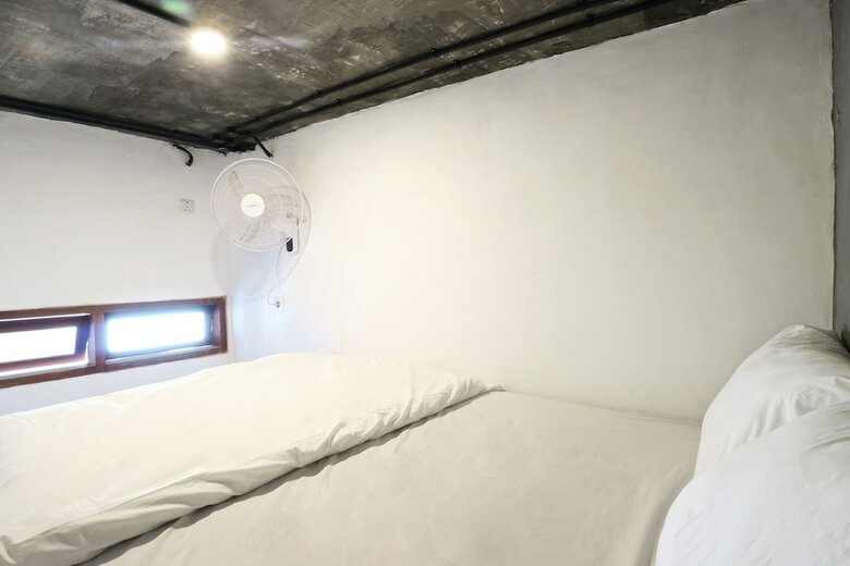 Hostal Draper Startup House For Entrepreneurs