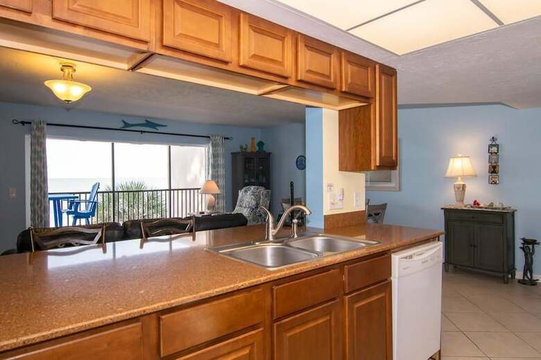 Sunset Terrace 201