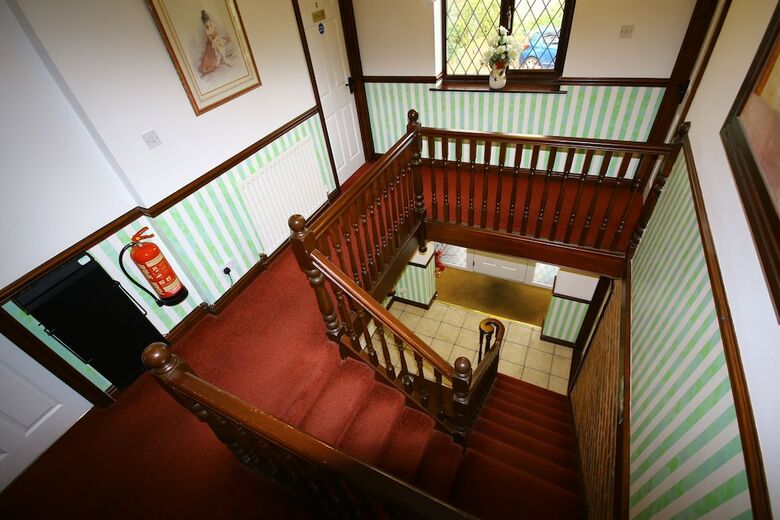 Bed & Breakfast Eagles Guest House
