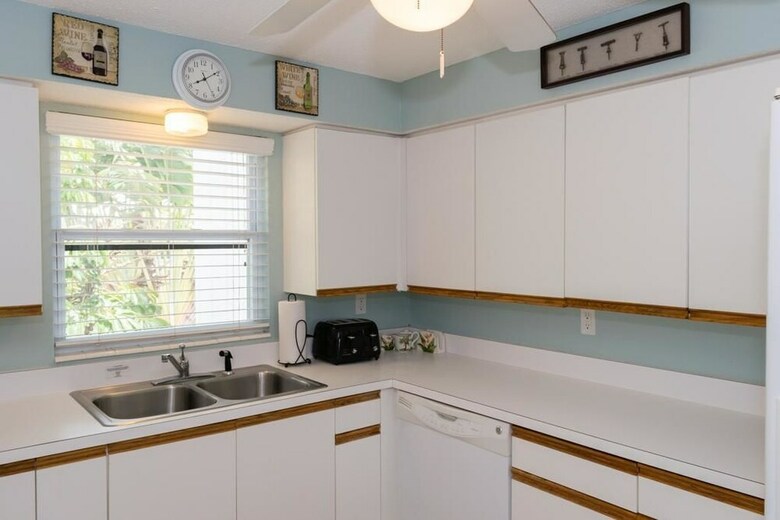 Blue Dolphin Inn - Heron Unit