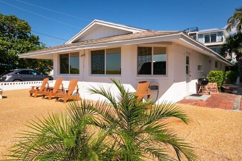 Jukes Beach House