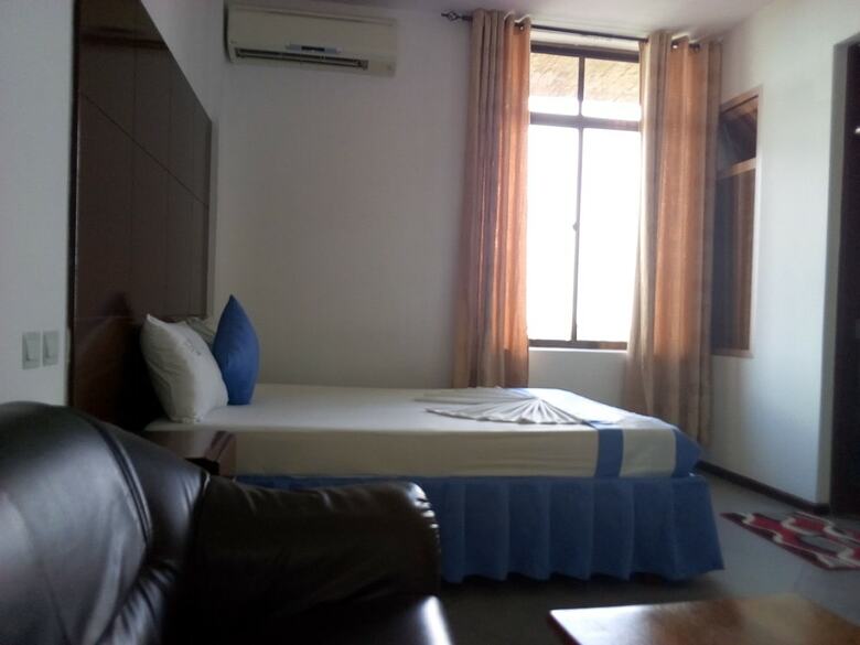 The Grand Villa Hotel