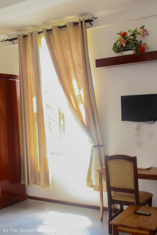 The Grand Villa Hotel