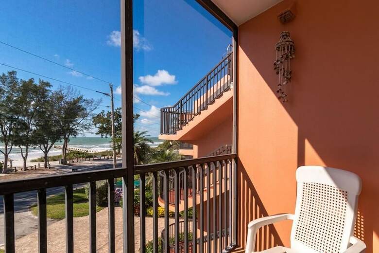 Coquina Moorings 206