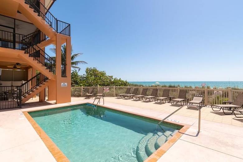 Bradenton Beach Club D
