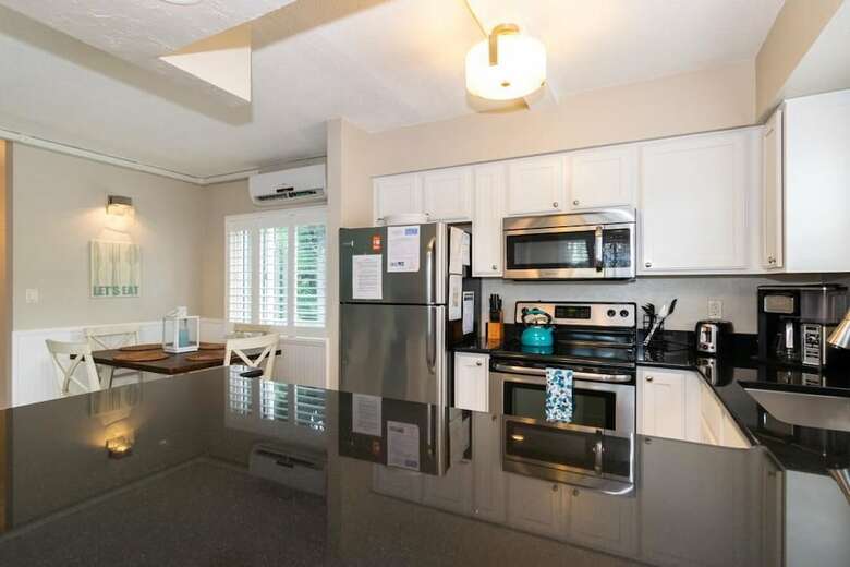 Am Beach Place Unit 3