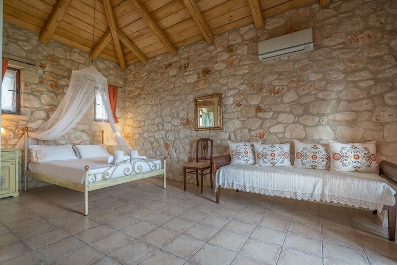 Hotel Myrties Stone Houses