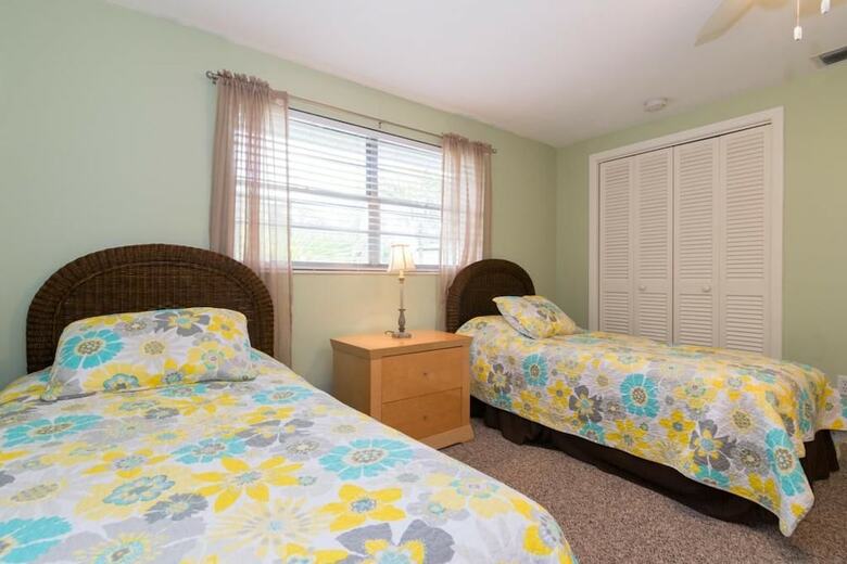 Blue Dolphin Inn - Flamingo Unit