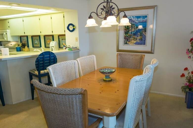 Coquina Moorings 102