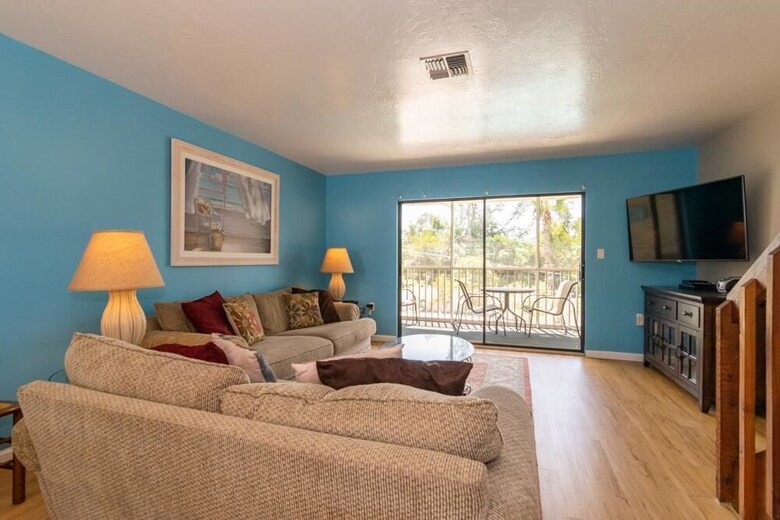 Beach Townhouses 104