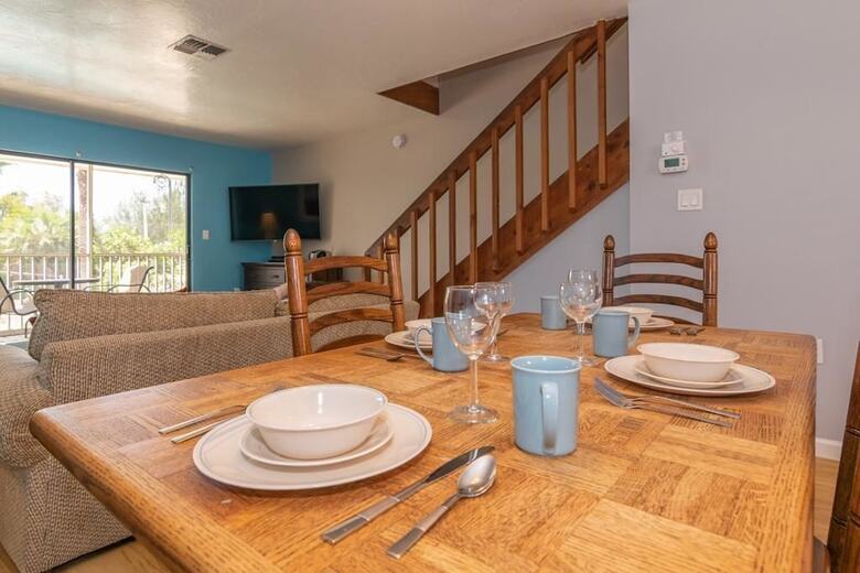 Beach Townhouses 104