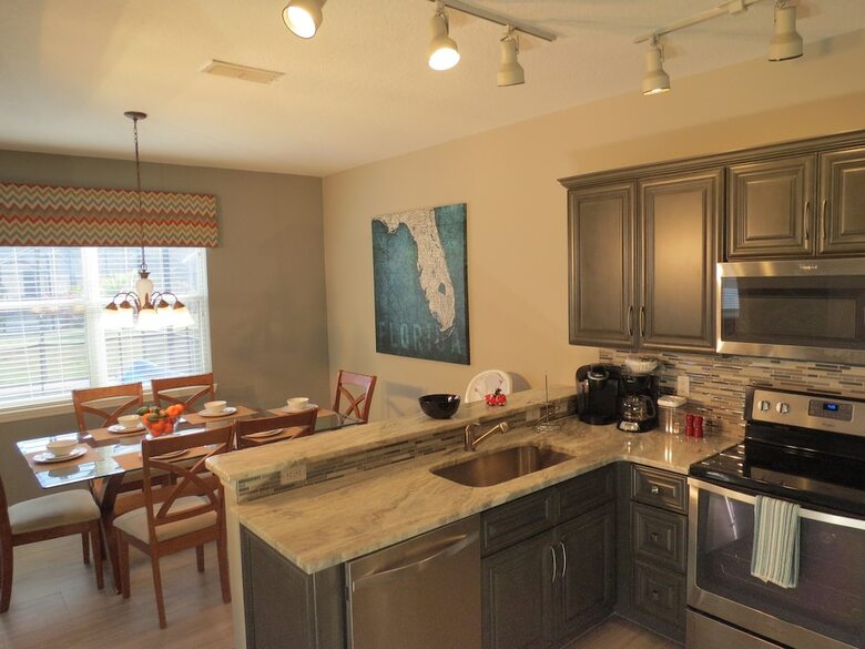 Kissimmee Area Deluxe Homes By Sunny Ovh