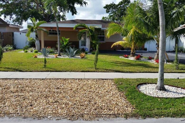 Beautiful Lakeview Sunsets Resort - 3br