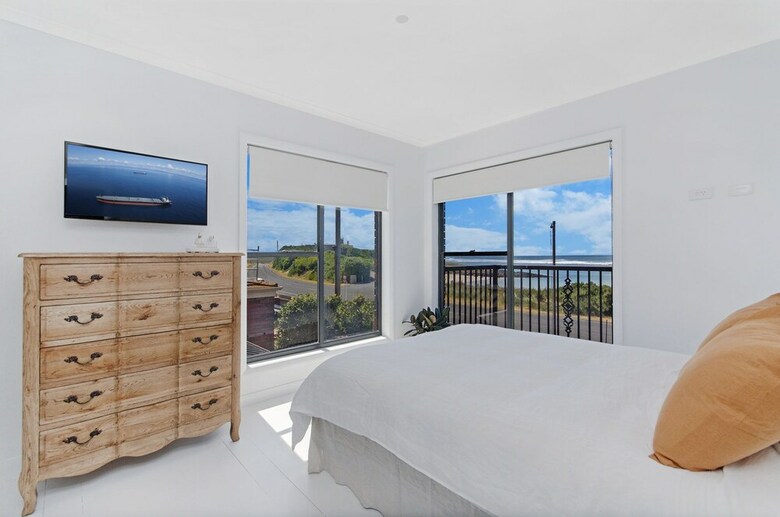 10 Ocean Drive