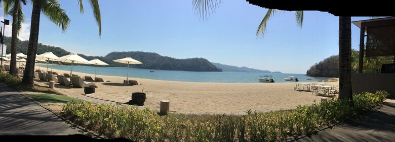 Beach Condos Pico de Loro Hamilo Coast