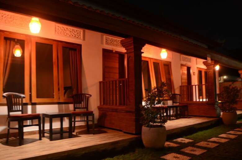 Hotel Tegal Sari Homestay