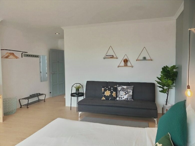 Hotel Thira House