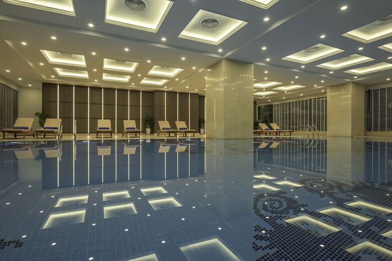 Hotel Vinpearl Condotel Riverfront Danang