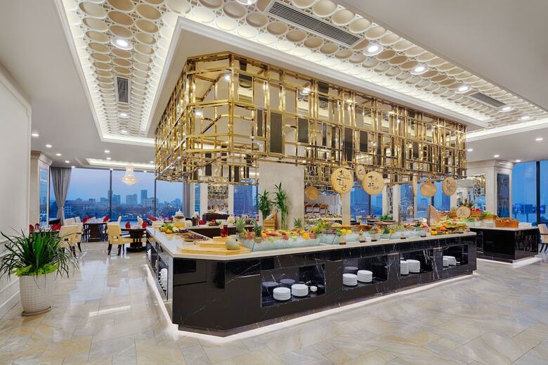 Hotel Vinpearl Condotel Riverfront Danang