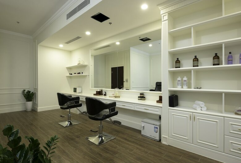 Hotel Vinpearl Condotel Riverfront Danang