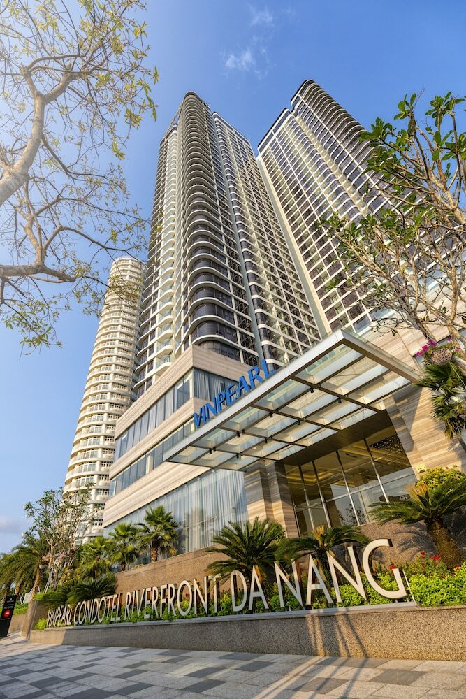 Hotel Vinpearl Condotel Riverfront Danang