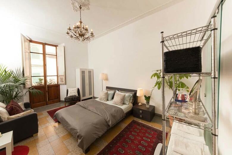 Hotel Frank's House