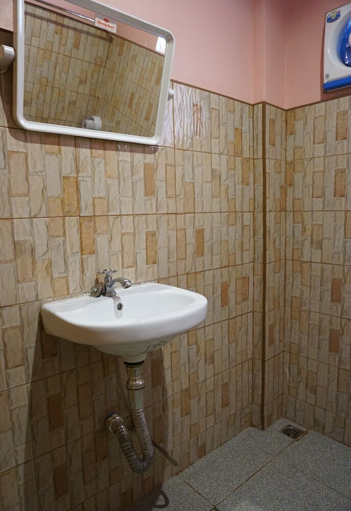 Hotel Lampang Bouteak Resort