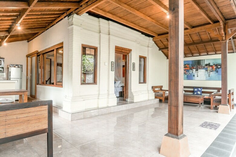 Bed & Breakfast Sari Bamboo Bungalows