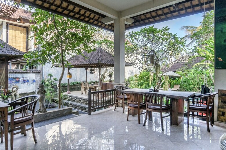 Bed & Breakfast Sari Bamboo Bungalows