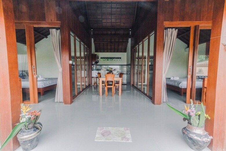 Bed & Breakfast Sari Bamboo Bungalows