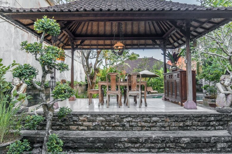 Bed & Breakfast Sari Bamboo Bungalows