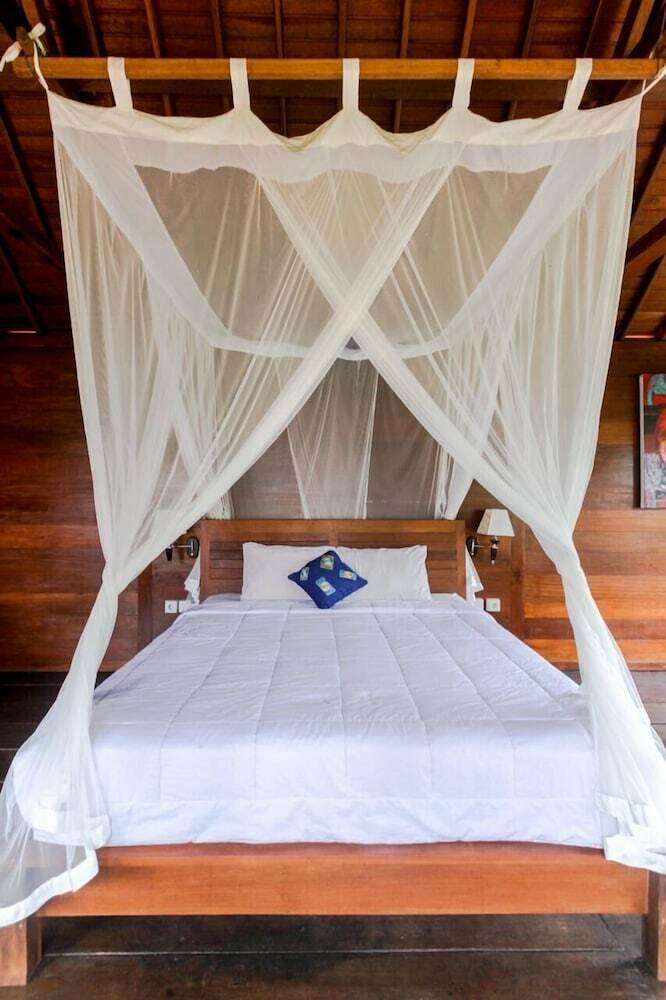 Bed & Breakfast Sari Bamboo Bungalows