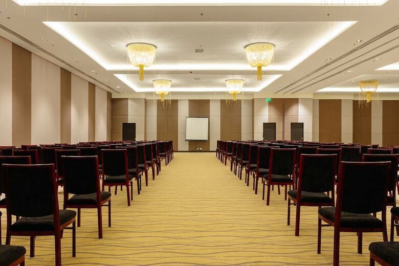 Summit Hotel Tacloban