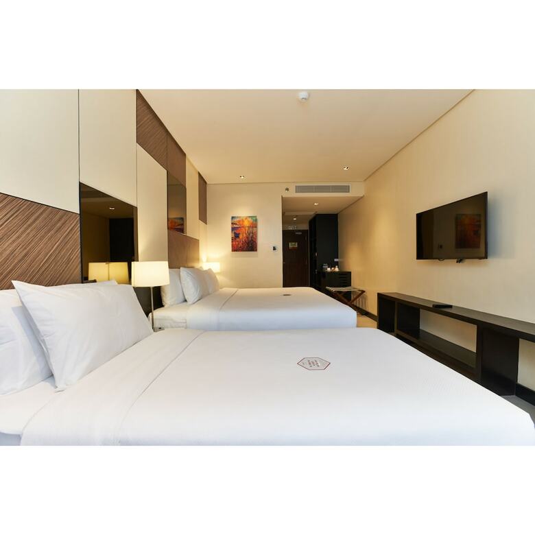 Summit Hotel Tacloban